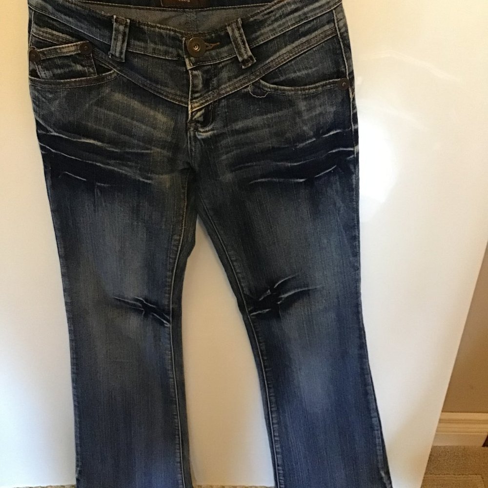 Louis vuitton womens jeans. Size 26 Good condition